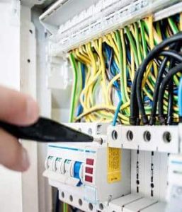 Electrician autorizat
